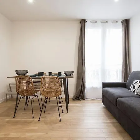 Amazing 6 Pax Place Near Opera Apartment